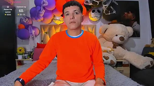 Freechat patrick_sanzz on StripChat