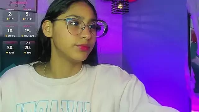 Freechat paulacastilla on StripChat