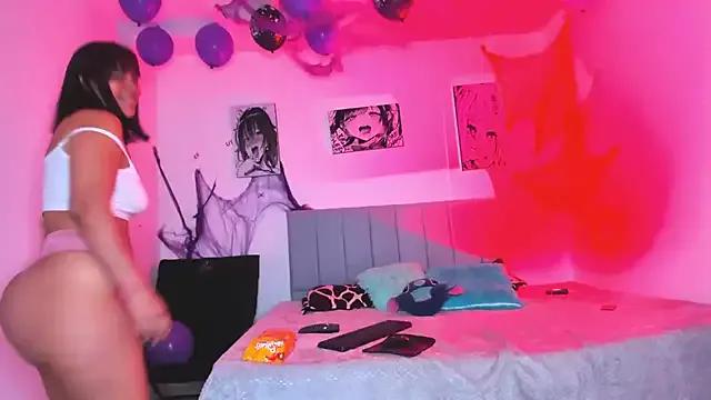 penelopestar_2 on StripChat 