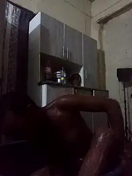 PetiteSquirtQueen on StripChat