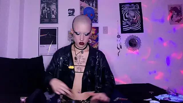 Freechat plutonbluemooon333 on StripChat