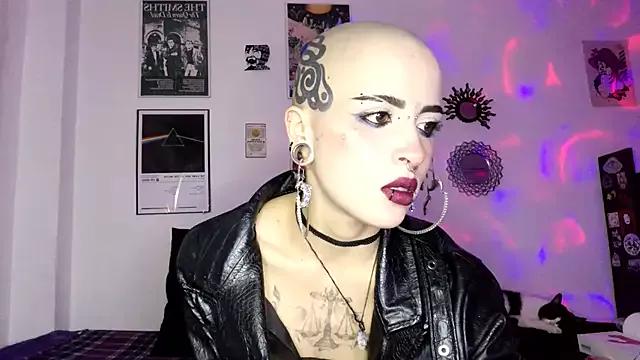 Freechat plutonbluemooon333 on StripChat