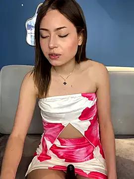 Freechat PrettyAmber on StripChat