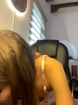 Freechat PrettyAmber on StripChat