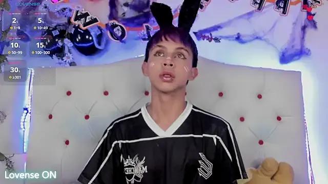 Freechat Princeapolo_anki on StripChat