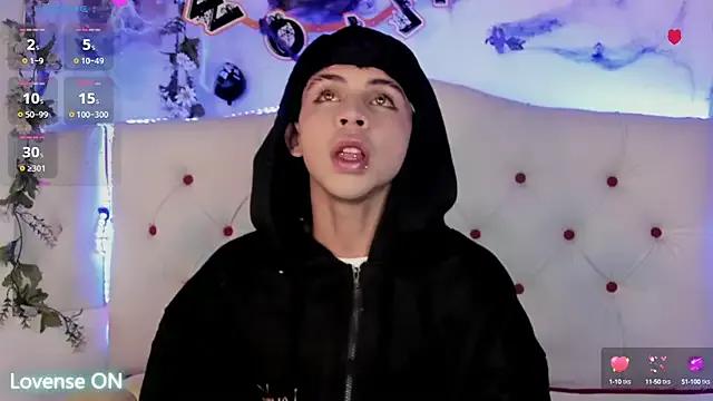 Freechat Princeapolo_anki on StripChat