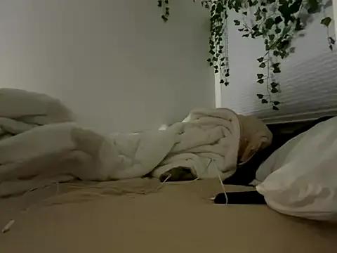 Princessivy56 — Make tits bounce ( topless ) 