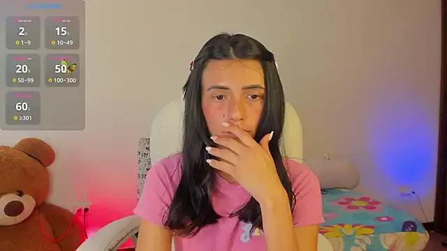 princessluna_19 on StripChat