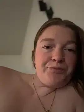 StripChat PussiesnCream_ is Private PussiesnCream_ — First public cum of the day!!
