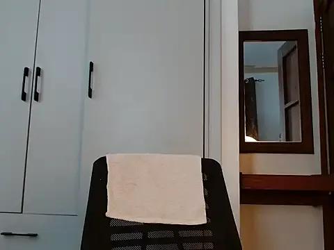 queencydoll — Freechat on StripChat