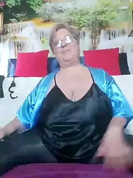 QueenPammy1 — Make me happy and I'll make you happy