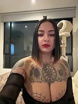 StripChat Rae_Lil_White is Freechat Rae_Lil_White — POV:FINGERS IN MY PUSSY DRIP