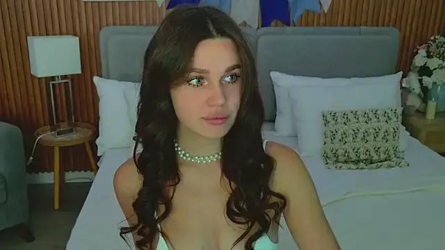 Freechat RihannaRose on StripChat