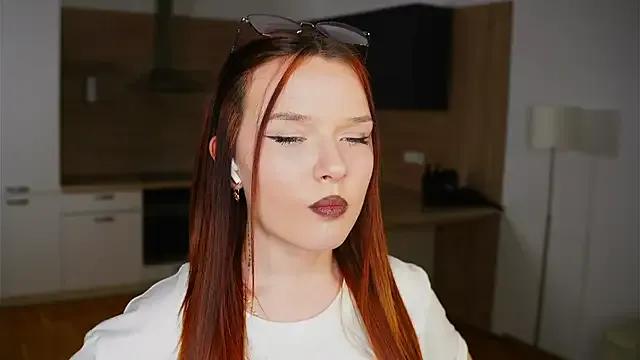 Freechat RonnieSchmertz on StripChat