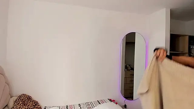 Group rose_scottt on StripChat