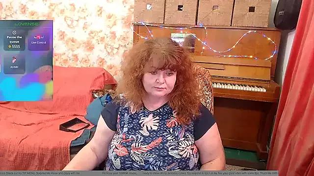 RoseRed69 on StripChat