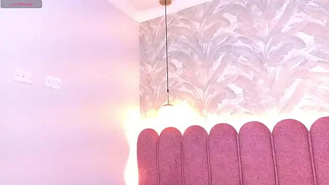 Freechat Rossie-Cameron on StripChat