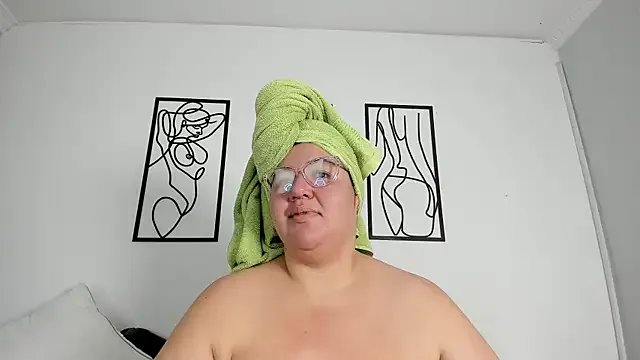 Freechat RubyPirsso18 on StripChat