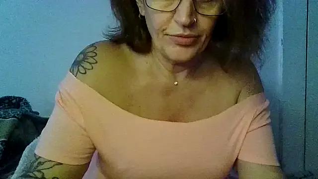 RubyyRosee on StripChat