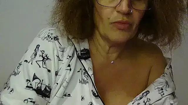 RubyyRosee on StripChat