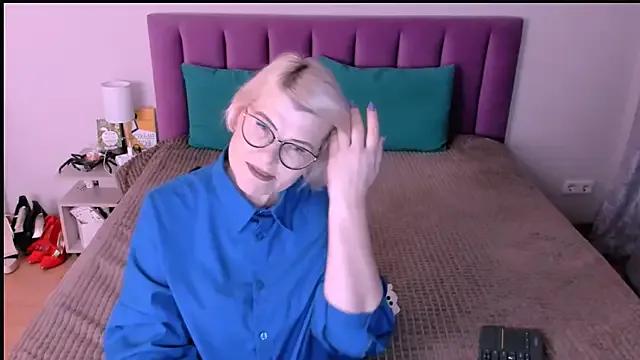 Avatar of sabrinamacmarren