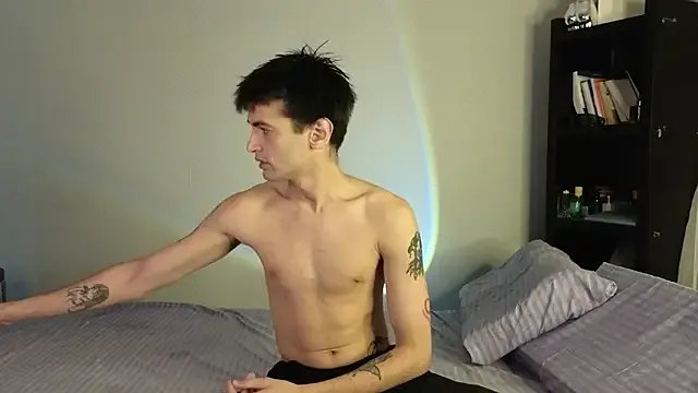 Freechat saintlauren1 on StripChat