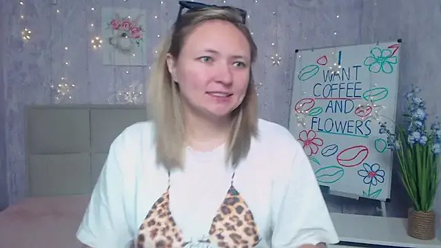 Freechat SallyVerda on StripChat