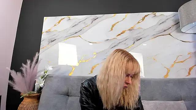 samanthajonexxx on StripChat 