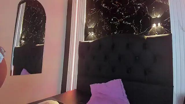 Samethyst on StripChat