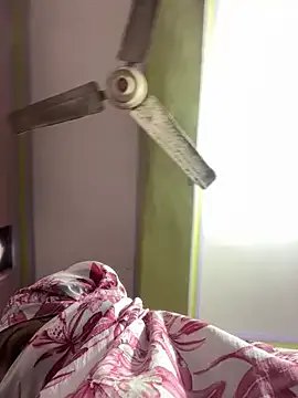 Sandhya_77 on StripChat