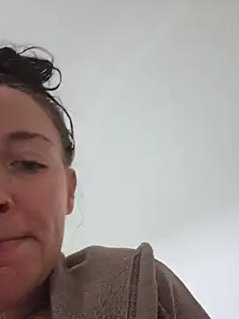 Freechat Sapphir3xoxo on StripChat