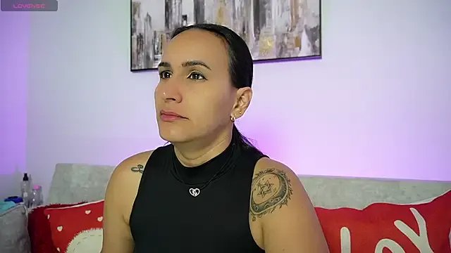 Freechat Sara_Charmy on StripChat