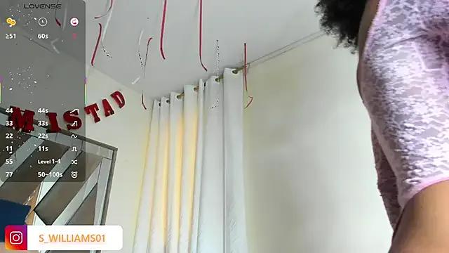 sara_williams01 on StripChat 