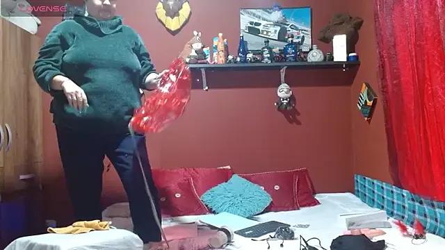 Sasharosee2 on StripChat