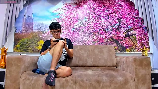 Freechat SauvagesDreams on StripChat