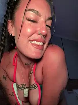 Private savana_heart on StripChat