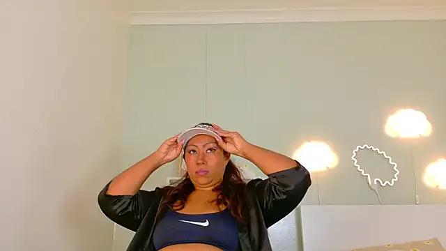 SeleneGibson__ on StripChat 