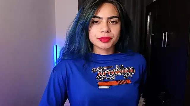 Freechat sexyladyy_ on StripChat