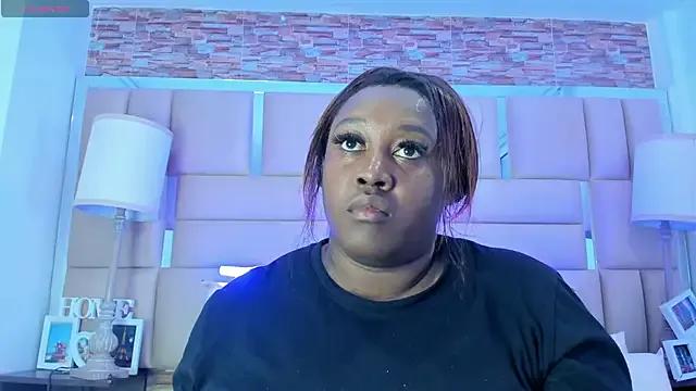 Freechat ShaniaBrownn on StripChat