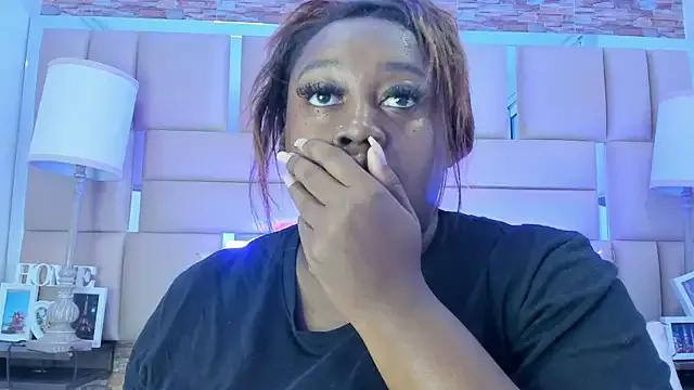 Freechat ShaniaBrownn on StripChat