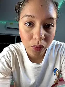 Freechat Shara_dreams on StripChat