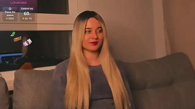 Freechat ShyBunny1 on StripChat