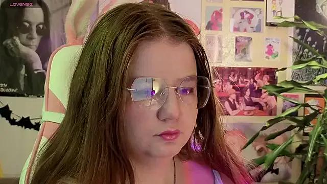 Sienna-Cow — flash pussy