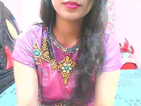 StripChat Silver_Queen07 is Freechat Silver_Queen07 — Show my boobs in publica