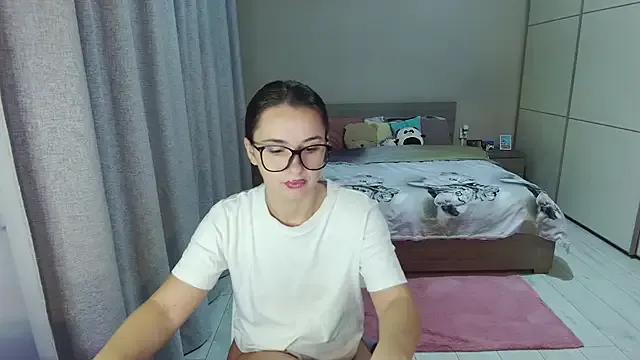 singletrouble on StripChat