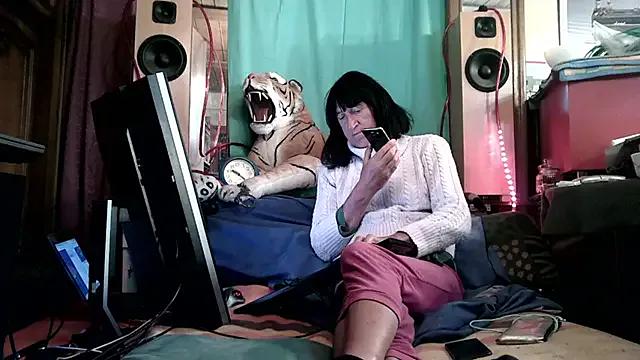 Freechat SissiDomination on StripChat