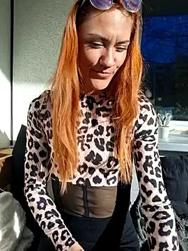 SlimBellaa — Please your pussy Babe 