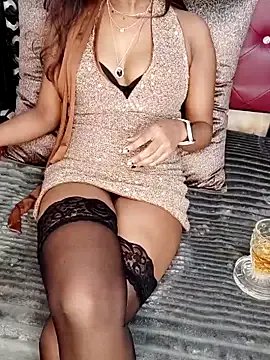 Freechat Smayra_model21 on StripChat