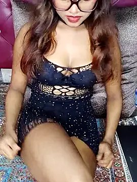 Freechat Smayra_model21 on StripChat