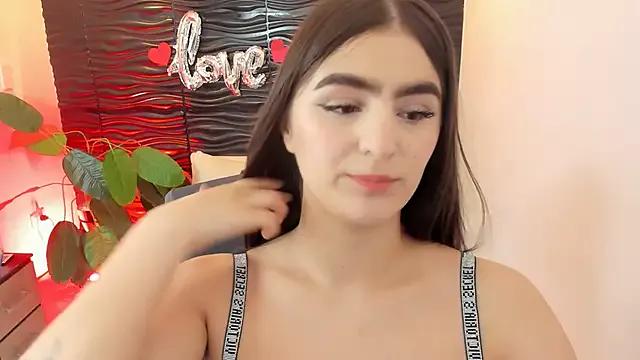 sofia_44 on StripChat